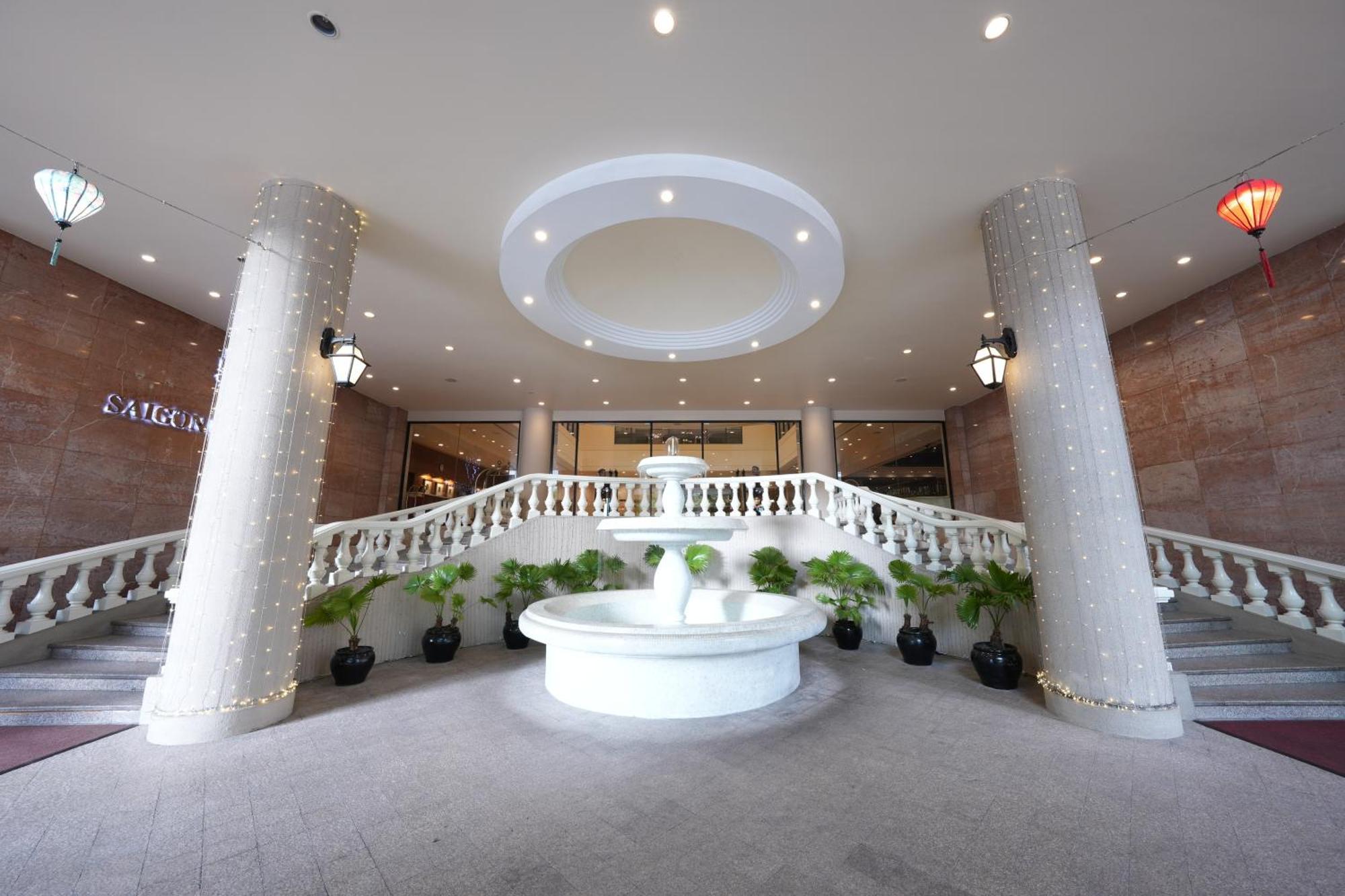 Khách sạn Saigon 4*